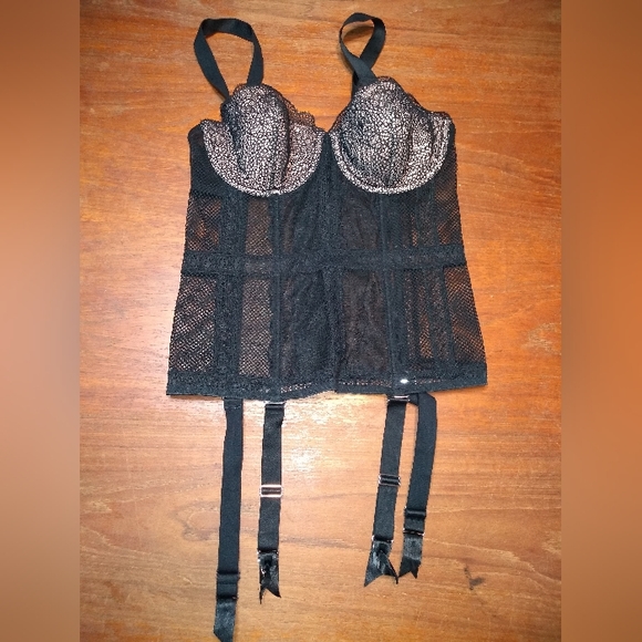 Other - Sexy Black Merry Widow, Corset, No Size 26 Inches Across Breast, Built-I…
